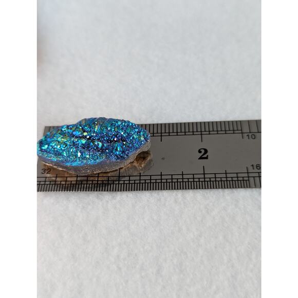 Teal color titanium Druzy cabochon 33 carats 20mm x 38mm lots of flashblue/green - Picture 5 of 7